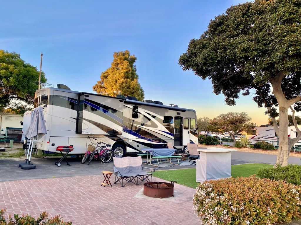 RV Living Near Mineola Downtown
